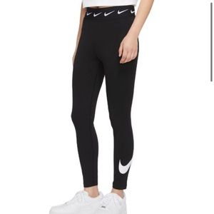 NWT Nike Sportswear Club High Waisted Swoosh Leggings